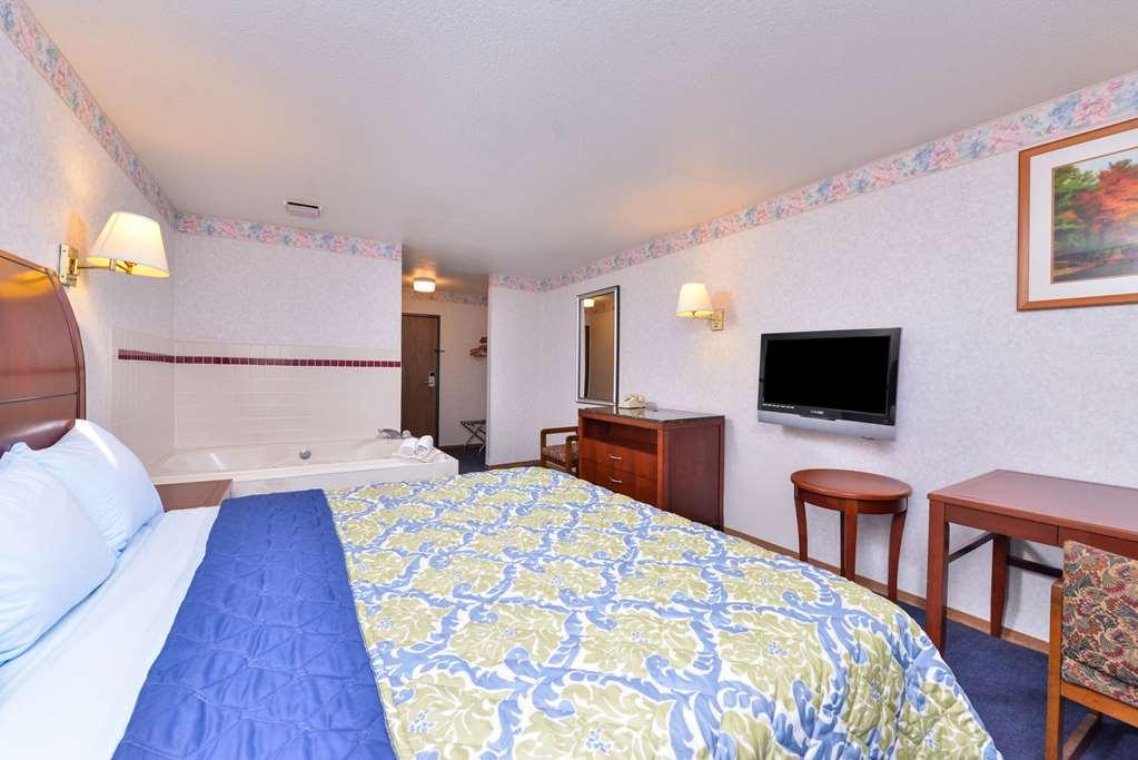 Americas Best Value Inn Of Decatur Номер фото