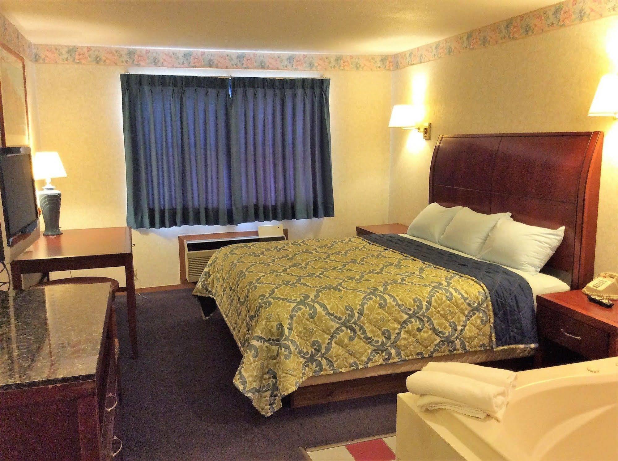 Americas Best Value Inn Of Decatur Экстерьер фото