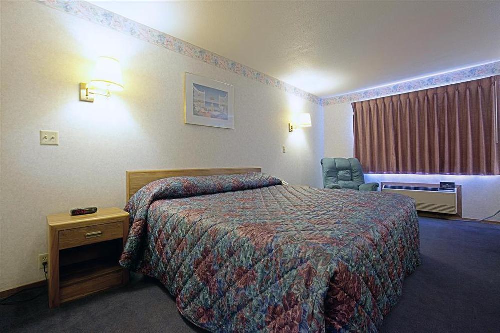 Americas Best Value Inn Of Decatur Номер фото